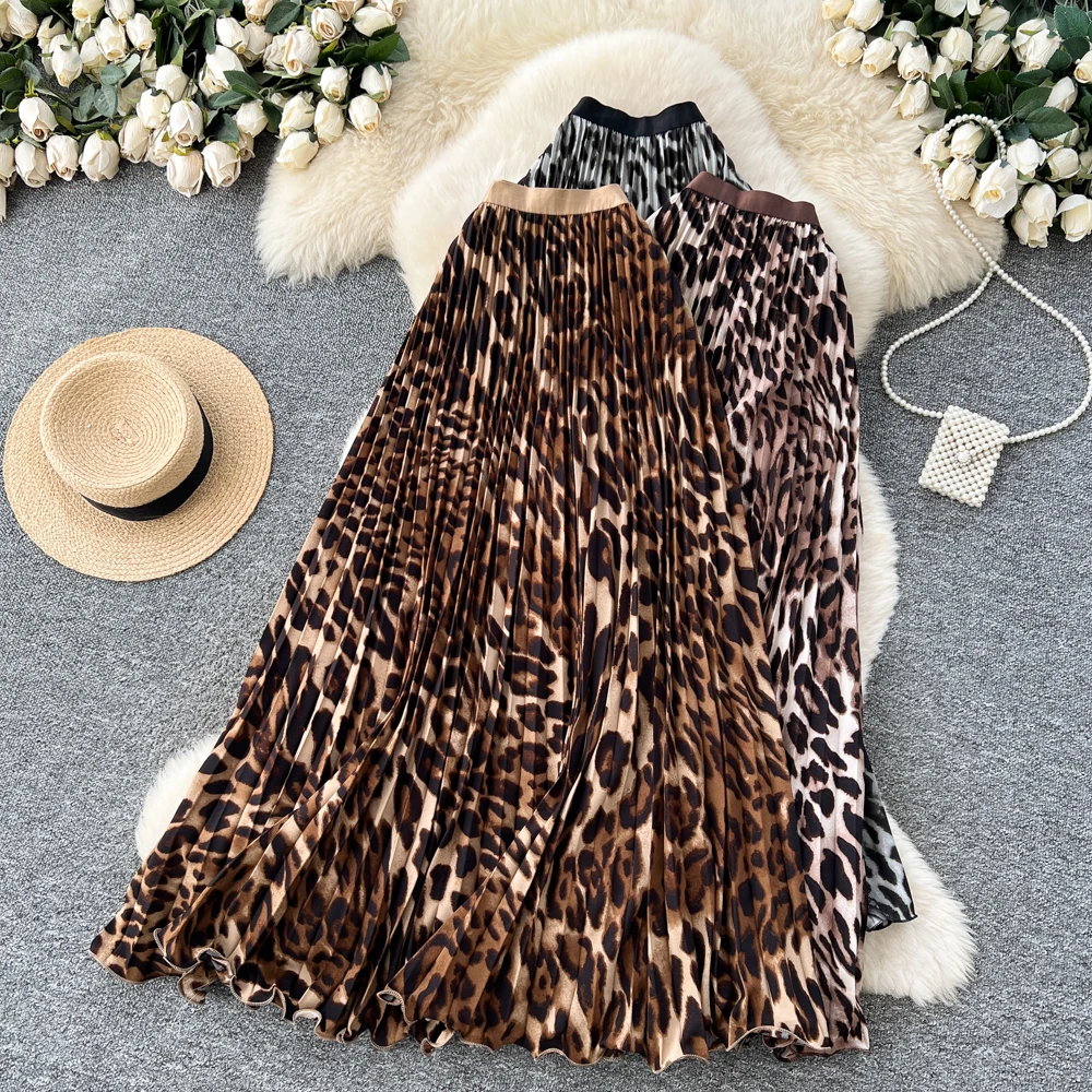 

Clothland Women Stylish Leopard Pleated Skirt Animal Pattern Elastic Waist Female Retro Ankle Length Long Skirts Mujer BA372