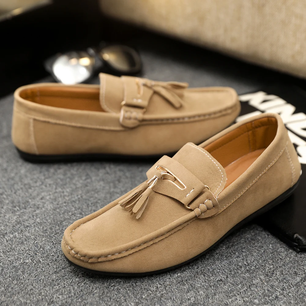 

Осень 2023, новый стиль, корейская версия, универсальные цельные туфли для вождения, повседневная кожаная обувь в британском стиле, мужские лоферы