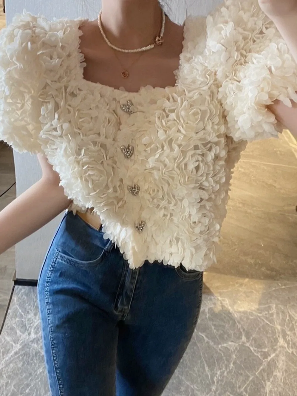 

Clothland Women Sweet Flower Blouse Short Sleeve Square Collar Shirt Female Cute Fashion Tops Blusa Mujer DA629