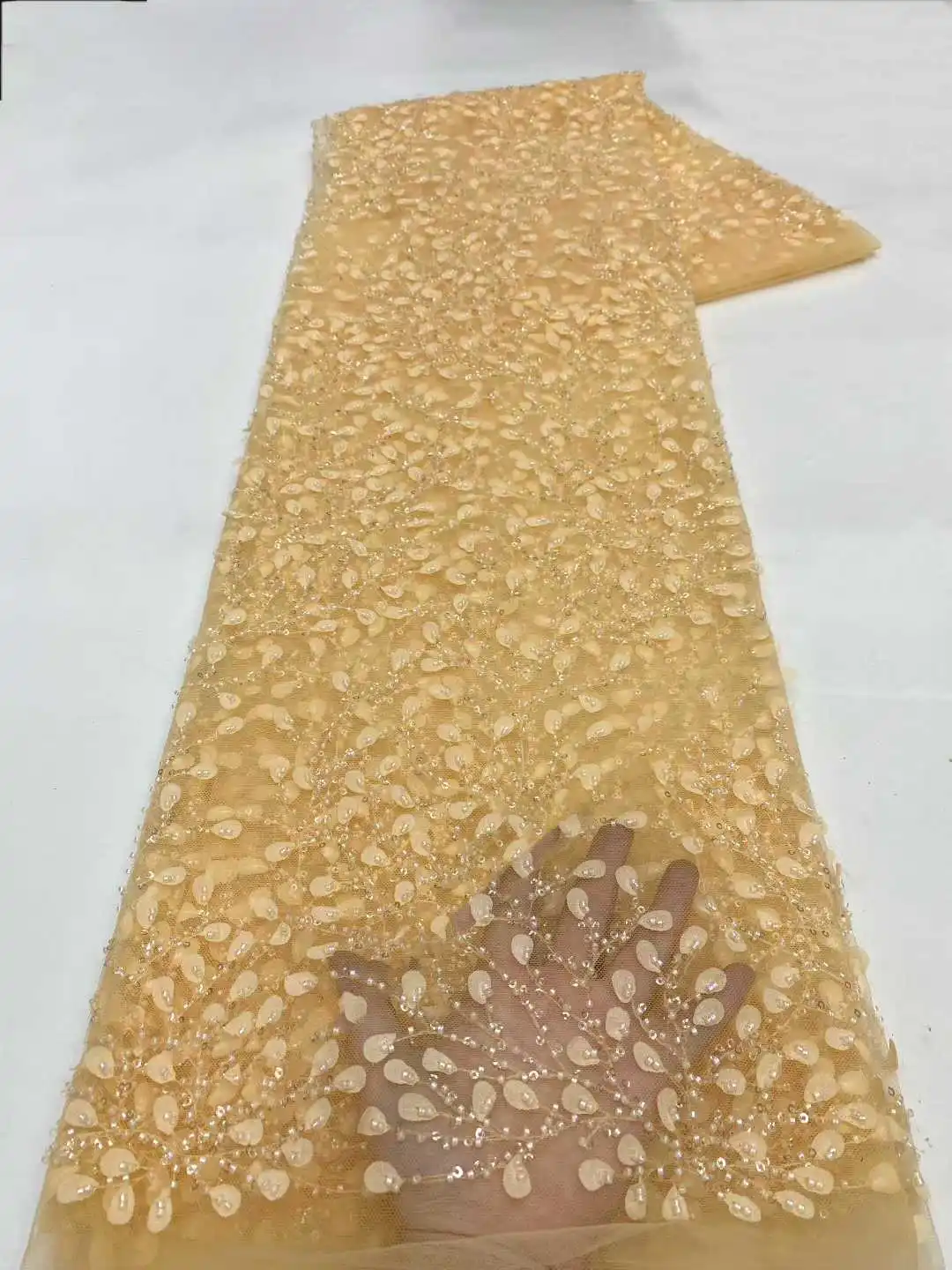 

Luxury African Sequins Beaded Lace Fabric High Quality Lace 5 Yards French Lace Fabric Nigerian Net Lace Fabrics For Party Dress