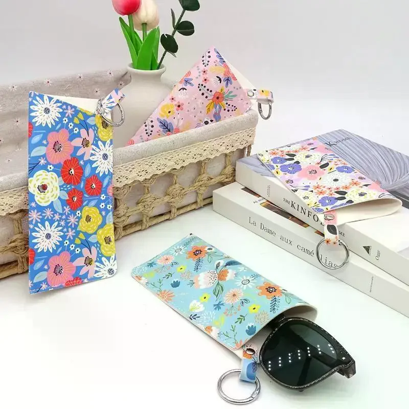 PU Leather Sunglasses Storage Bag Printed Durable Hanging Pouch Portable with Keyring Sunglasses Case