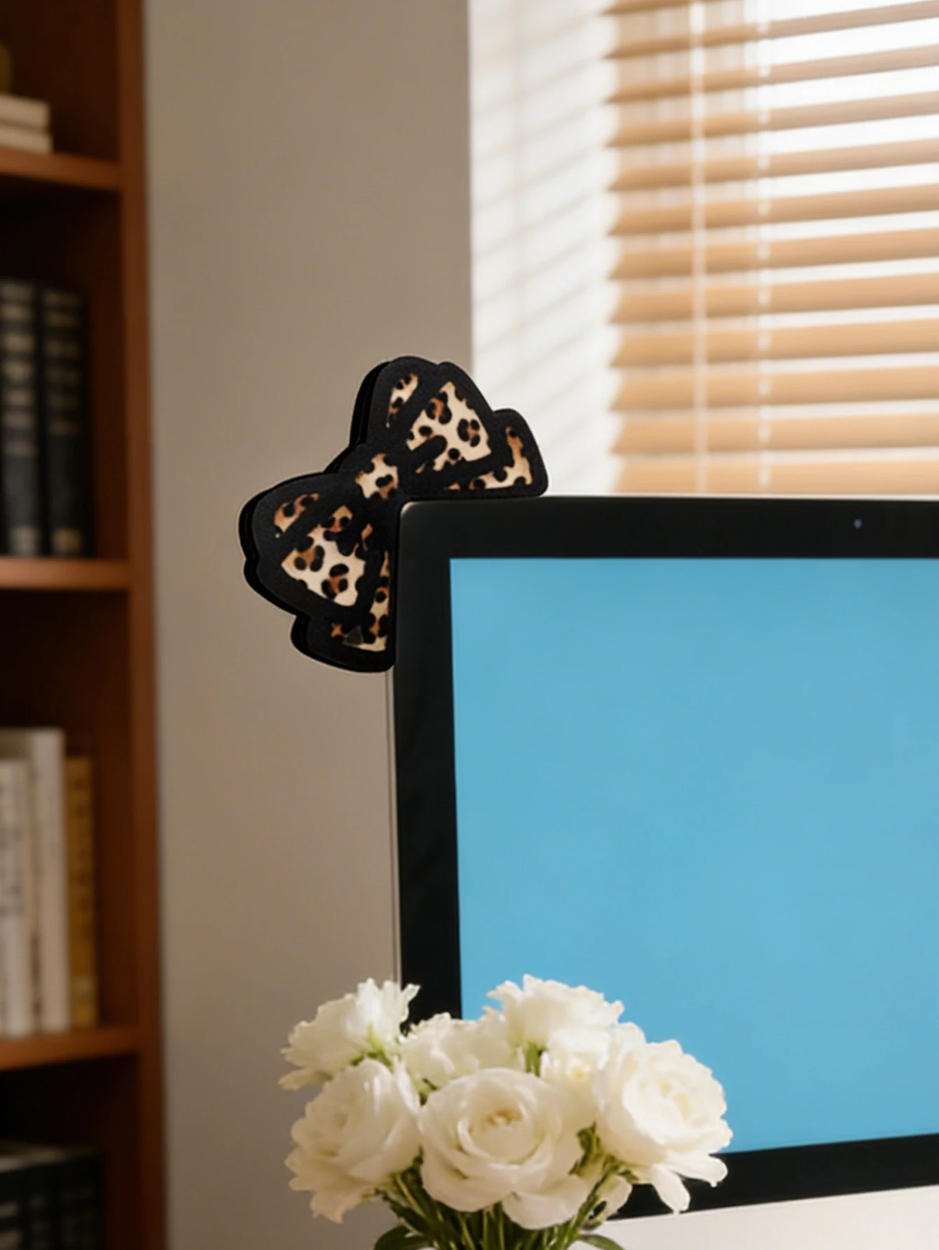 Cute Pink & Brown Bow Monitor Decor Zebra Leopard Print Bowknot PC Accessories Kawaii Desktop Decorations for Office & Home Gift