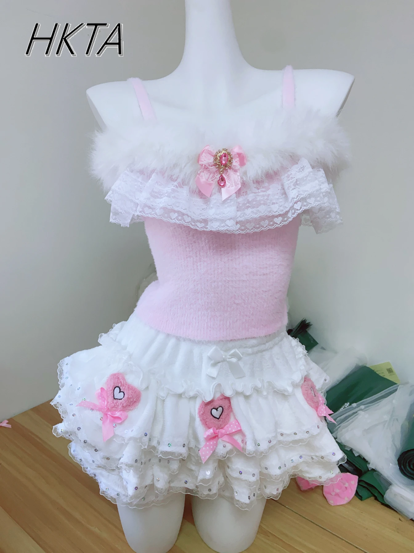 Autumn and Winter New Original Lolita Japanese Cute Plush Ruffle Edge Pleated Skirt High Waist White Short Skirt Suspender Vest