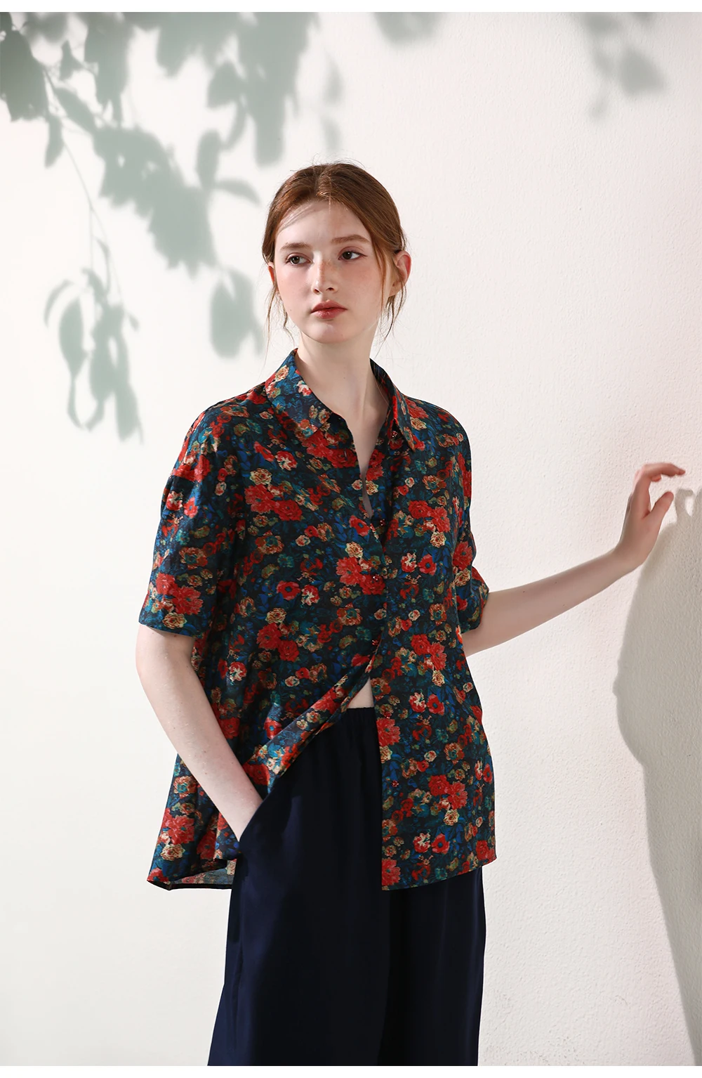 BirdTree, 12MM 30%Real Silk Retro Shirt, Women Half Sleeve Print, Hong Kong Style Casual Vacation Blouse, 2024 Summer T45933QC