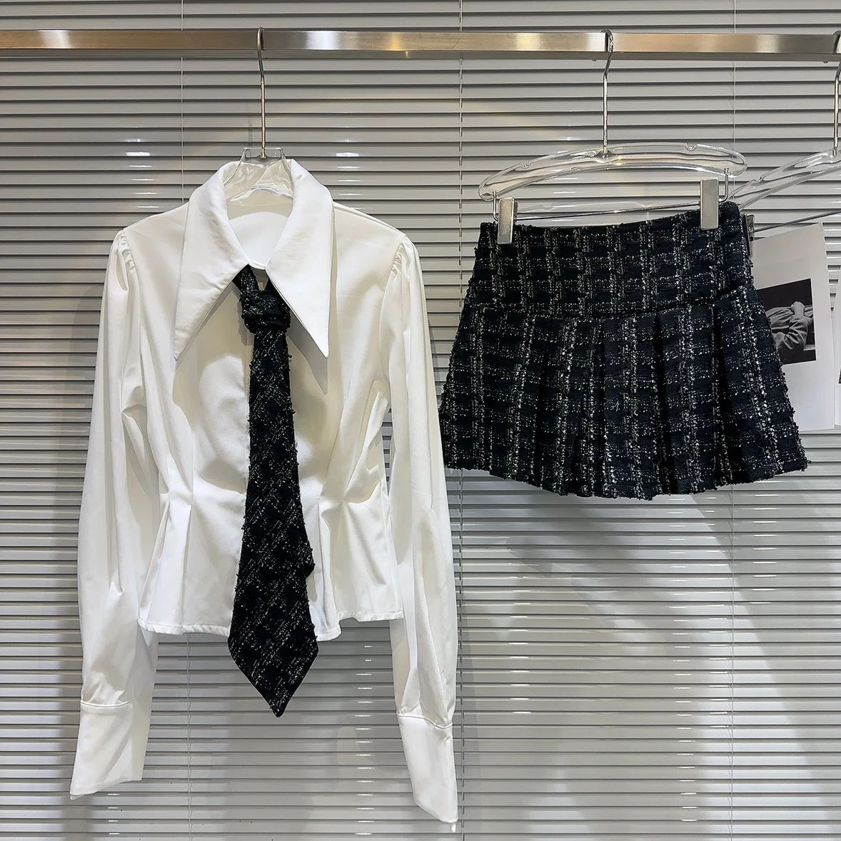 Conjunto de csa con lazo de estilo fragancia pequeña nueva de otoño 2025 de moda más falda de tweed para mujeres elega...