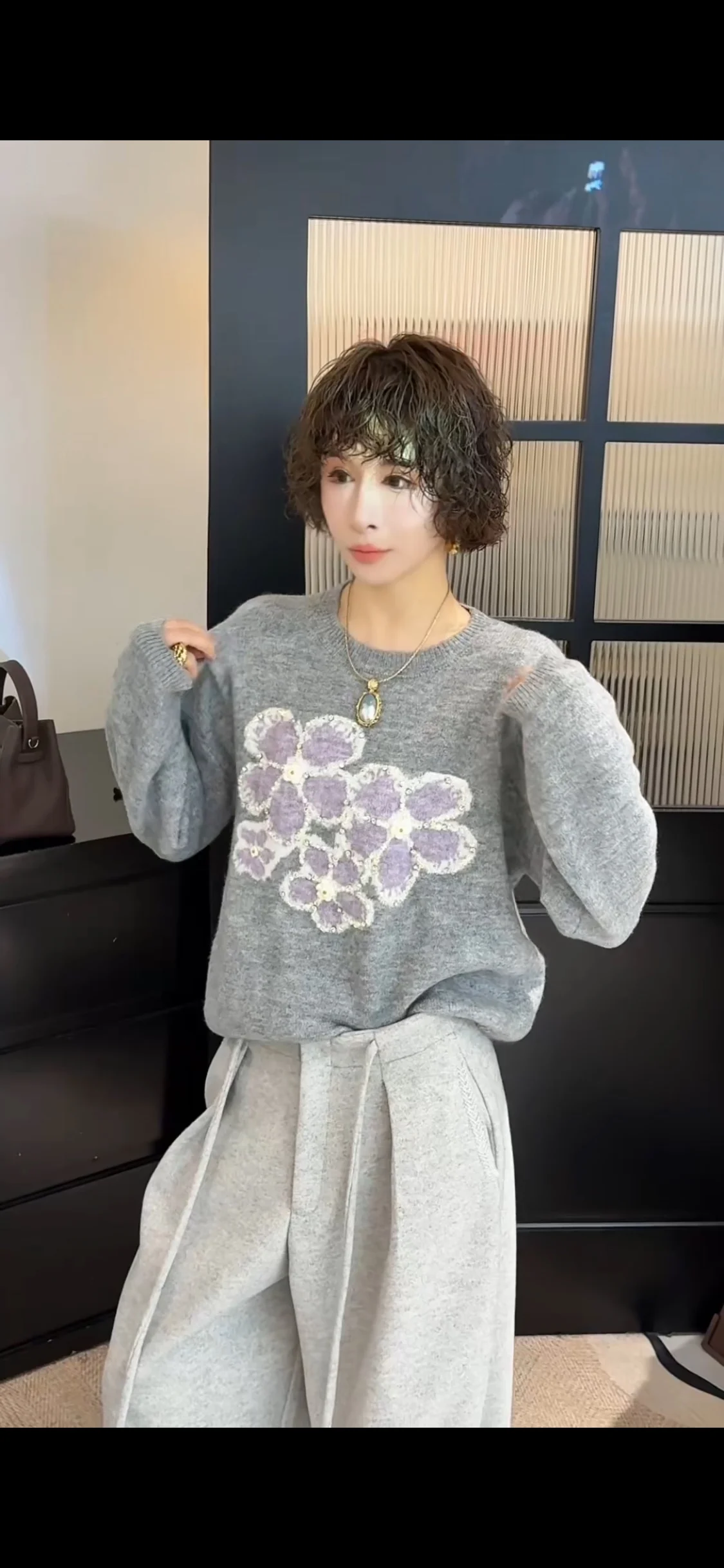 

Новая женская свободная повседневная универсальная модная кофта на зиму 2025 года в европейском стиле, свободного кроя, удобная, с универсальным дизайном