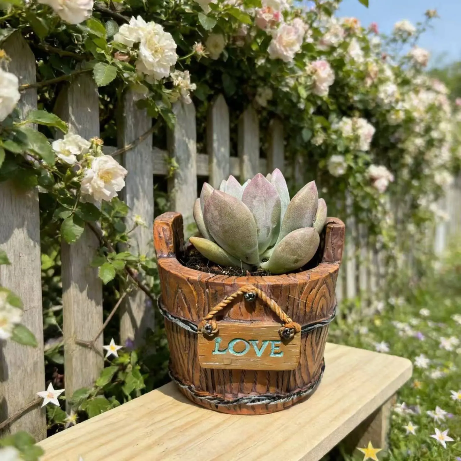 

Vintage Wooden Pail Pot Lightweight Rustic Cacti Pot Garden Decor Weather Resistant Home Decoration for Gardeners, Desktop