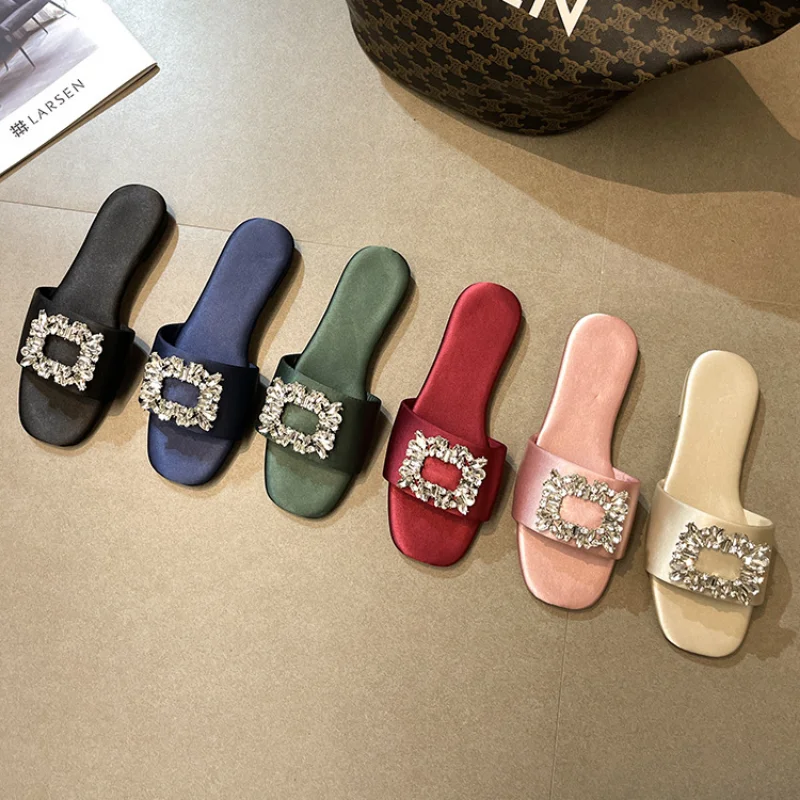 Women\'s Slippers Summer 2023 Rhinestones Flat Elegant Sandals Female Fashion Outdoor Beach Shoes Slides Chanclas Mujer Playa