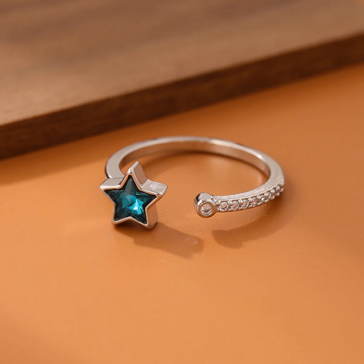 New Fashion Beautiful Deep Sea Blue Five-pointed Star 925 Sterling Silver Jewelry Personality Fresh Crystal Opening Rings  R044