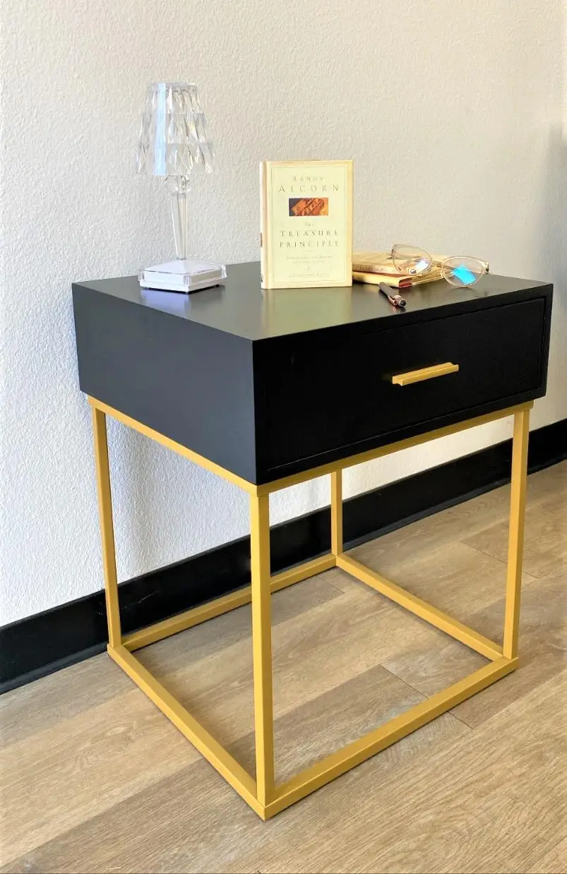 

Catalina Nightstand, One Drawer, Black