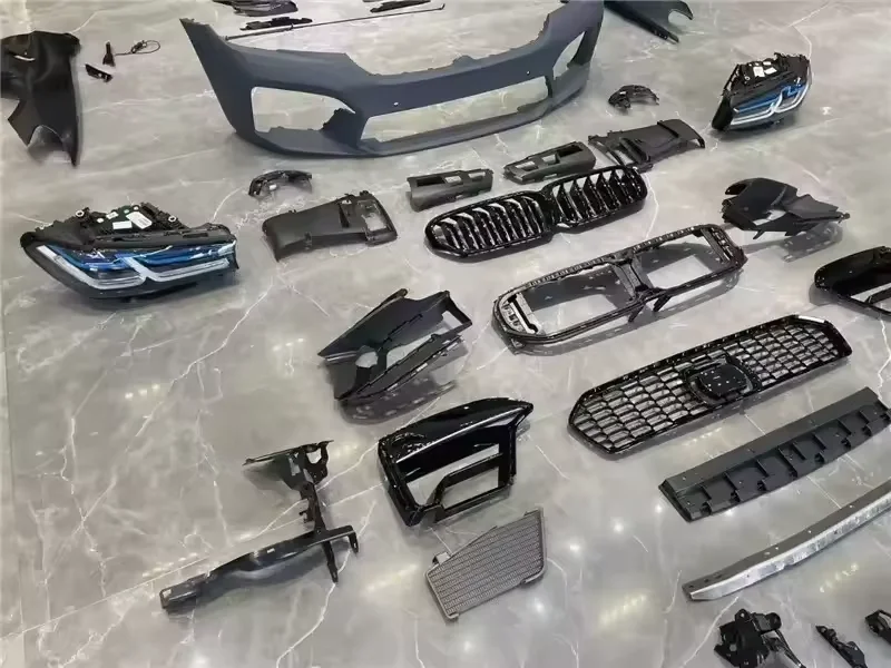 Akcesoria samochodowe SJC do serii 5 F10 F18 Body Kits 2011-2017 Upgrade M5 G30 Style Grille Diffuser Rear Bumper Headlight