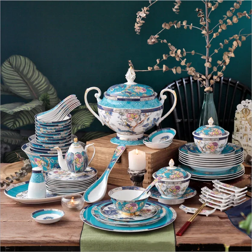 

Wholesale 68 Pcs Trendy Chinese Classical Lucky Bird Living Room Home Decors Porcelain Dinnerware Sets