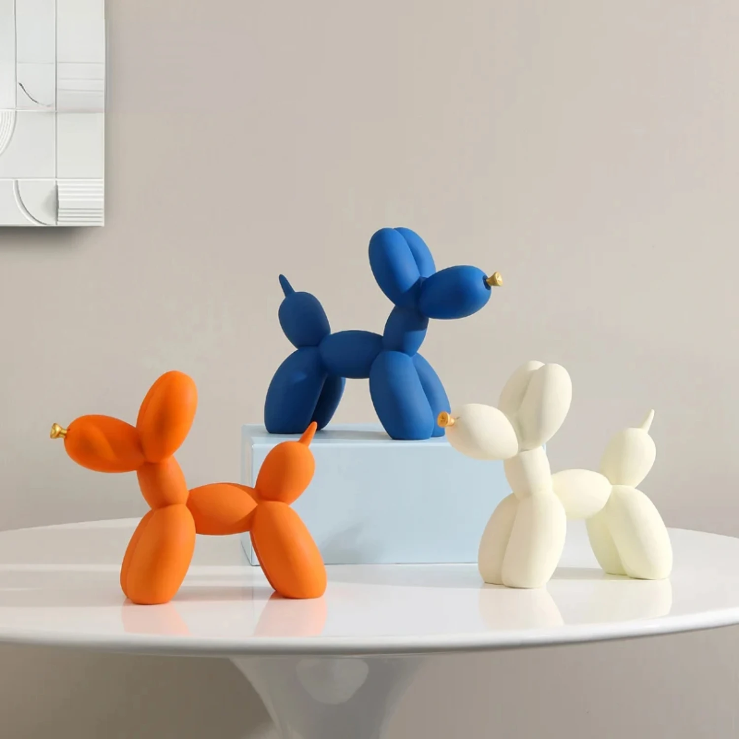 New  Balloon Dog Statue Resin Figurines For Interior Nordic Modern Living Room Office Aesthetic Room Decoration