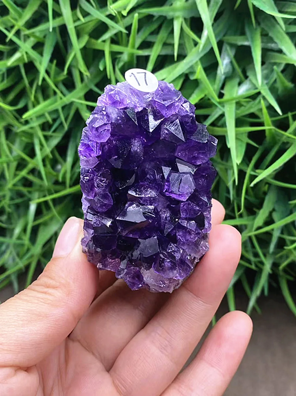 Natural quartz crystal Brazilian and Uruguayan amethyst ornaments for home decoration, chakra, and as gifts.