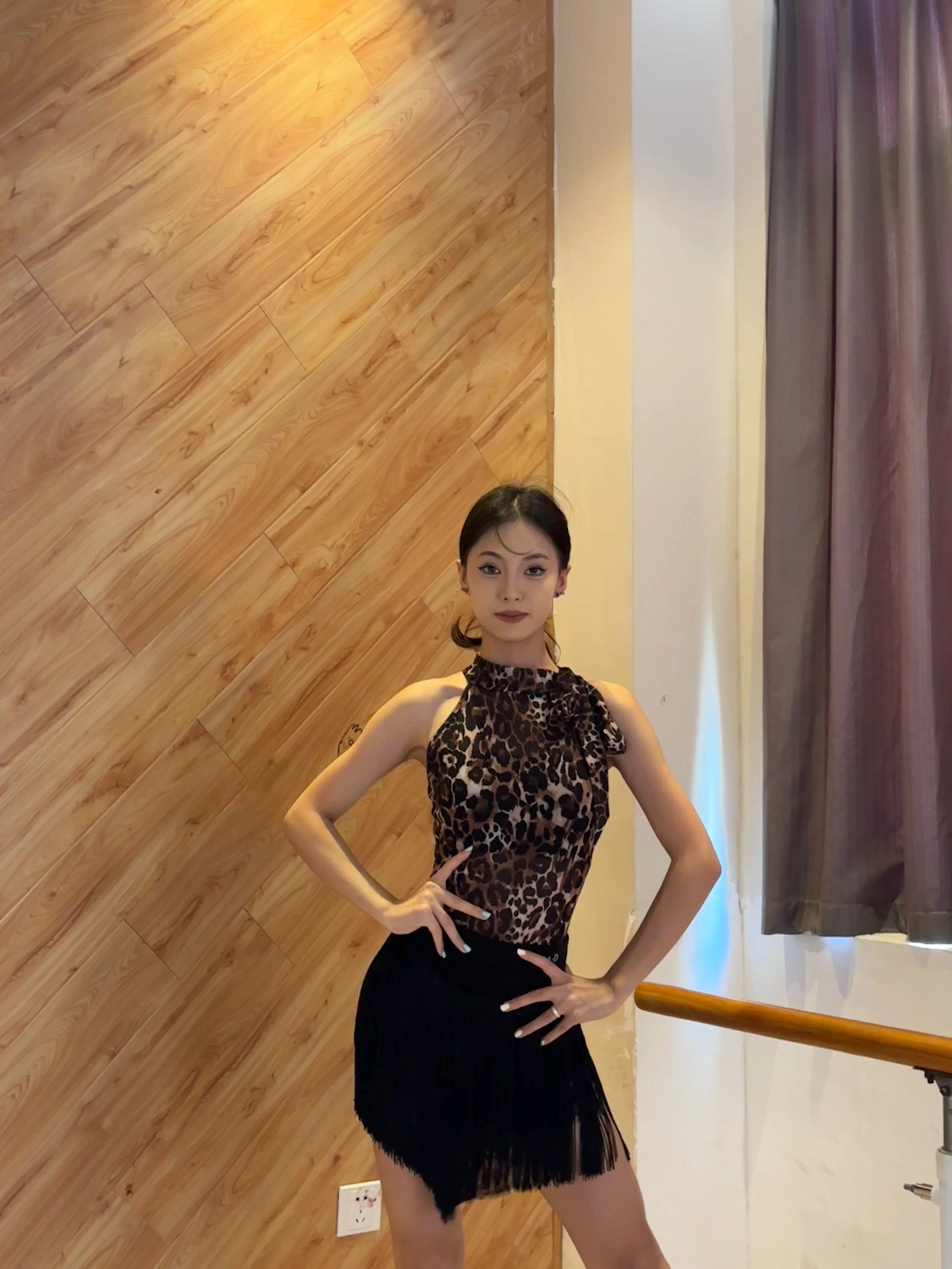women's-latin-dance-practice-suit-leopard-print-halter-top-tassel-skirt-dancewear-full-back-design-for-samba-rumba-cha-cha