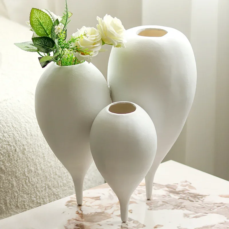 Resin Vase Abstract Balloon Shape Geometric Three-hole Flower Arrangement Resin Crafts Flowerpot Home Decoration Accessories
