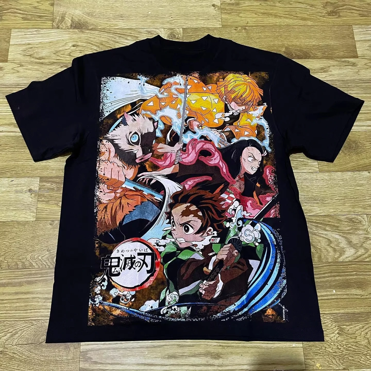 2026 Sommer Bestseller Tanjiro Kurzarm Anime Kleidung Vintage Grafik T-Shirts Übergroße Unisex Herren und Damen Bekleidung Oberteile