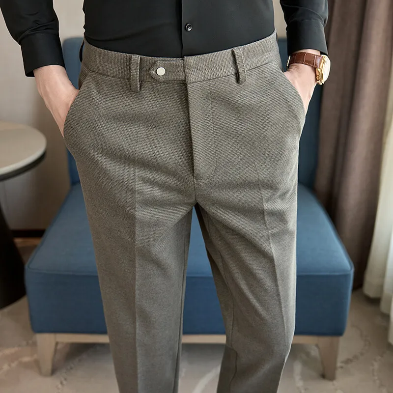 2024 Autumn and Winter New Wheat Grain Woolen Thick Khaki Trousers for Men, Coffee Color Fashionable Versatile Mens Casual Pants