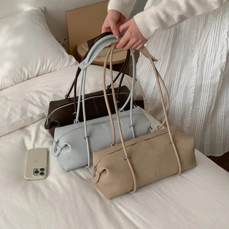 

Женская сумка на плечо 2026 года – универсальная новинка 2026, легкая роскошь, ретро-стиль, с широким ремнем, для ношения в руке/на плече/через плечо