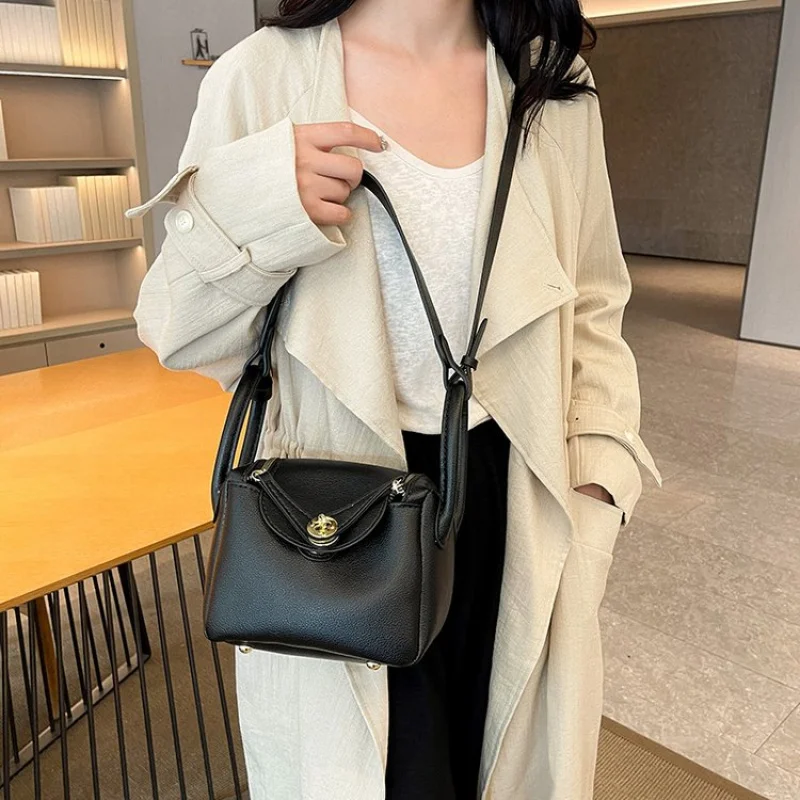 

women fashion satchel bag with tassel medium pu leather handbag classic design work office commute shoulder bag