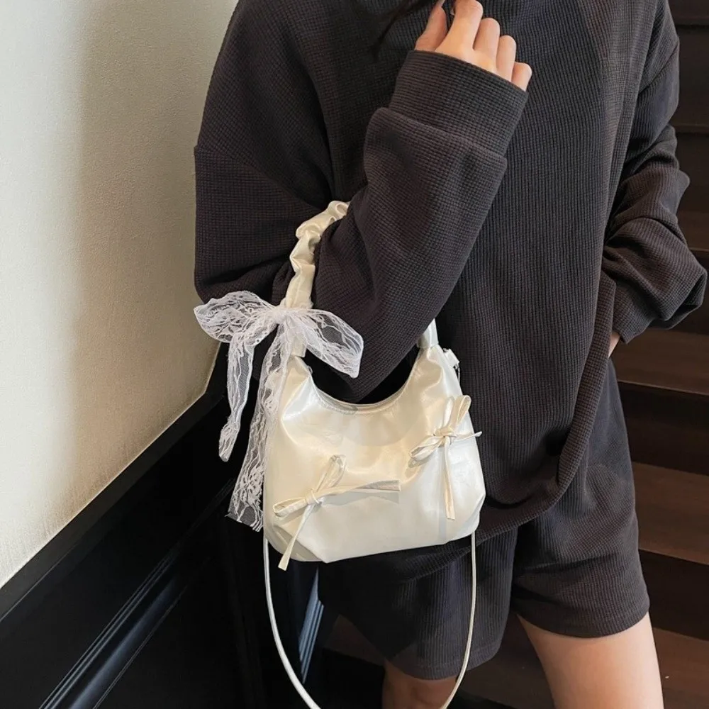 

Portable Cloud Evening Handbag Pleated Lace Ribbon Bow PU Shoulder Bag Large Capacity Korean Style Underarm Bag Work