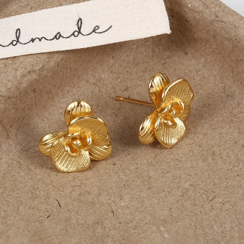 

Real 925 Sterling Silver Vintage Flower Stud Earrings for Women Light Luxury Fine Jewelry Minimalist Plant Accessories