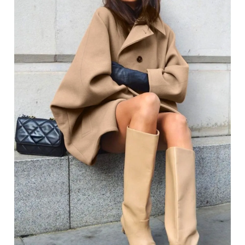 

Long-sleeved Daily Commuting Woolen Coat for Autumn and Winter