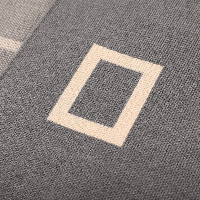 Luxusmarke für Herren: Exquisiter Jacquard-Pullover, Neuer Einfarbiger Revers-Strickpullover mit Langen Ärmeln und O-Ausschnitt, Trendige Exquisite Herrenbekleidung – Detail 9
