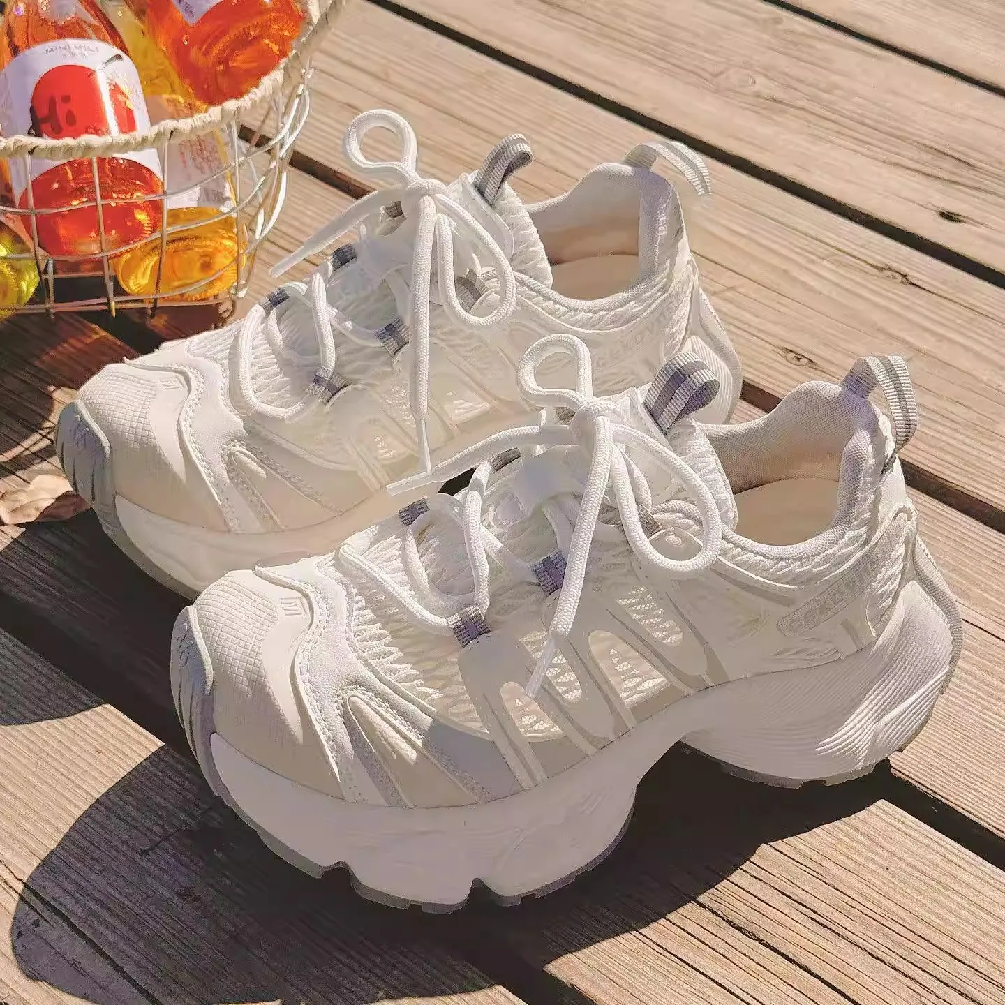 

Women's Dad Shoes Summer New Breathable Mesh Thick Bottom Thin Style Comfortable Sports Casual White Sneakers