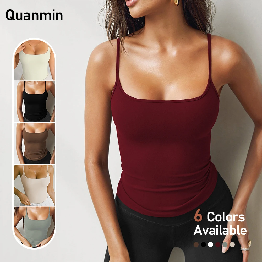 Top halter estilo niña picante como capa base combinada con un chaleco corto ajustado en un estilo europeo y americano