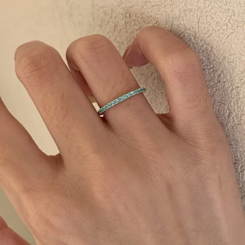 Paraiaba Color-set Extremely Fine Row of Diamonds Engagement Ring with Luxurious and High-end Feel for The Index Finger