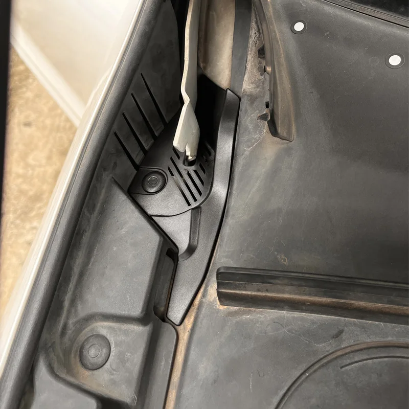 Regenrinnenabdeckungen für Volvo XC60 2018–2025, Anti-Blatt-Trümmerblockierung, Wischer, Abflussschlitz, modifizierter Abfluss, Nachrüstung, Haube, Abflussloch – Detail 6