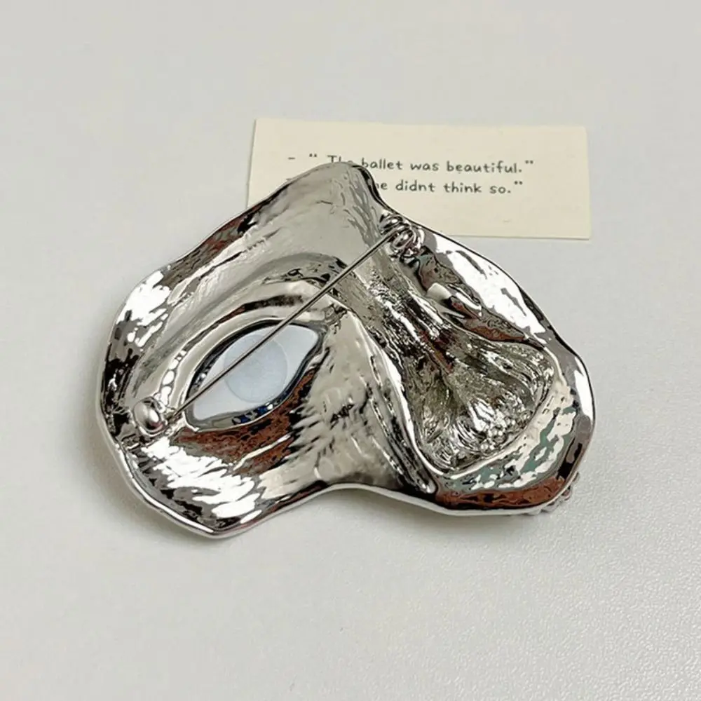 Alloy Half Human Face Brooch Nose Ring Women Minority Design Women Brooch Bag Badge Jewelry Accessories Exaggerated Brooches