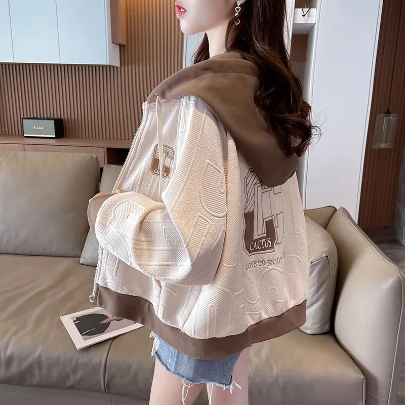 Short Coat Women's Fashion Design In Spring And Autumn; Hooded Sweater Zipper Korean Version Of Slimming And Age-Reducing.