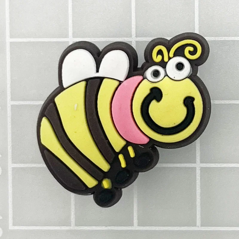 Dijes de PVC de animales de dibujos animados para zapatos, accesorios de mariquita, abeja, alfileres superiores, decoración, zuecos, hebilla, regalo de fiesta para niños, 1 piezas