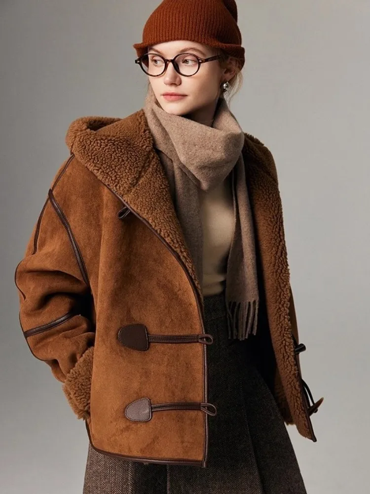 Winter Women Lambswool Coat Casual Loose Fit Horn Button Hooded Faux Suede Jacket Warm Ladies Vintage Sheep Shearing Outerwear
