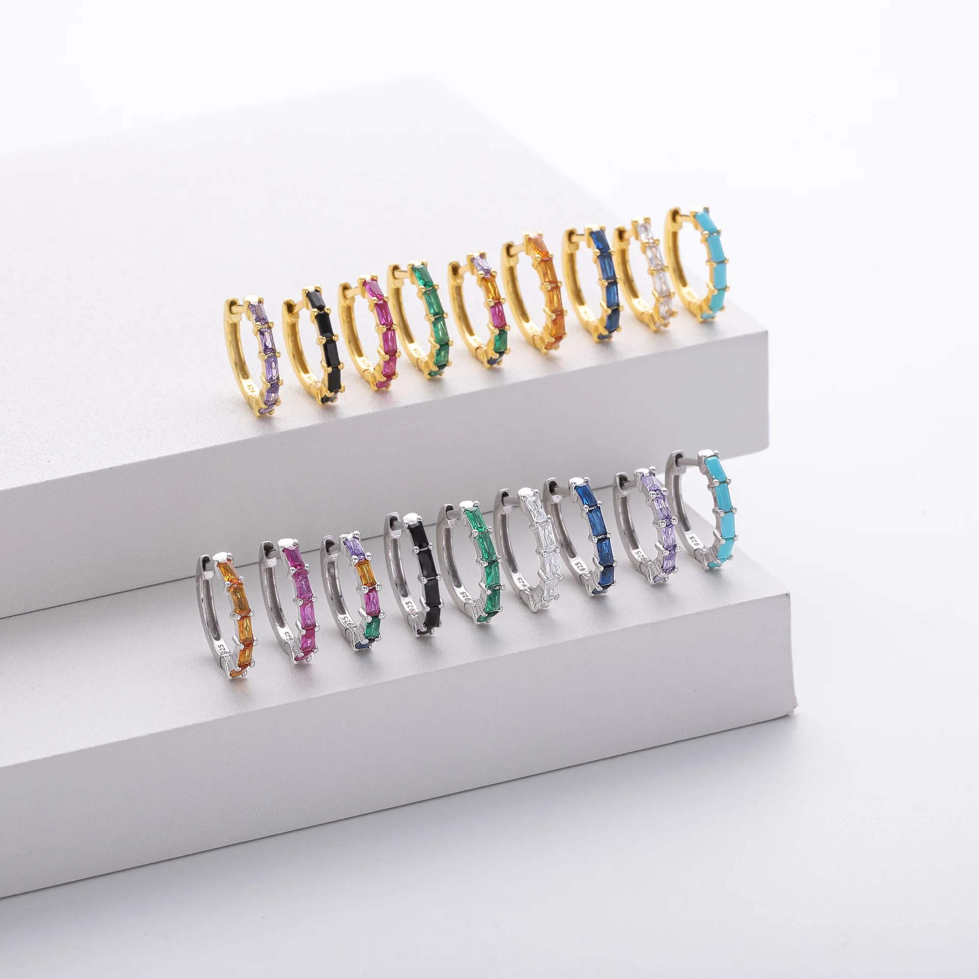 

S925 pure silver square zircon ear buckle