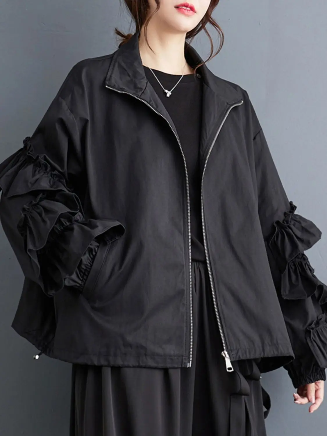 

Черный осенний наряд, новый короткий стиль с грибковым краем, повседневная свободная модная куртка, ветровка, куртка для женщин