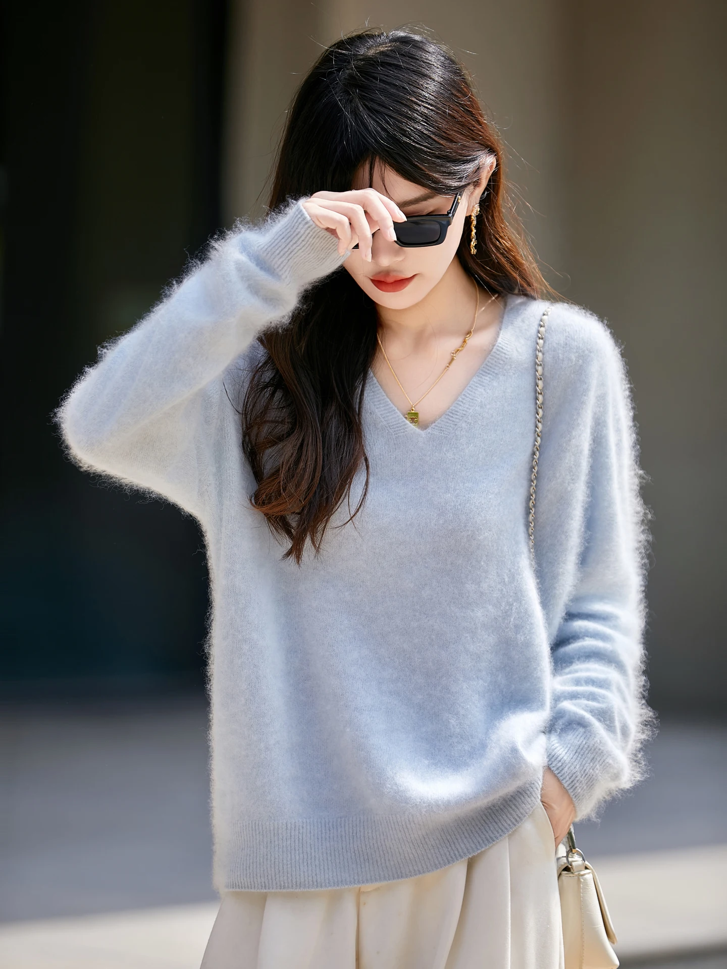 

Chic Warm Soft Casual Loose Pullover Women's V-Neck 100% Merino Wool Knitted Sweater Autumn Winter Improved Craft Clothing Tops