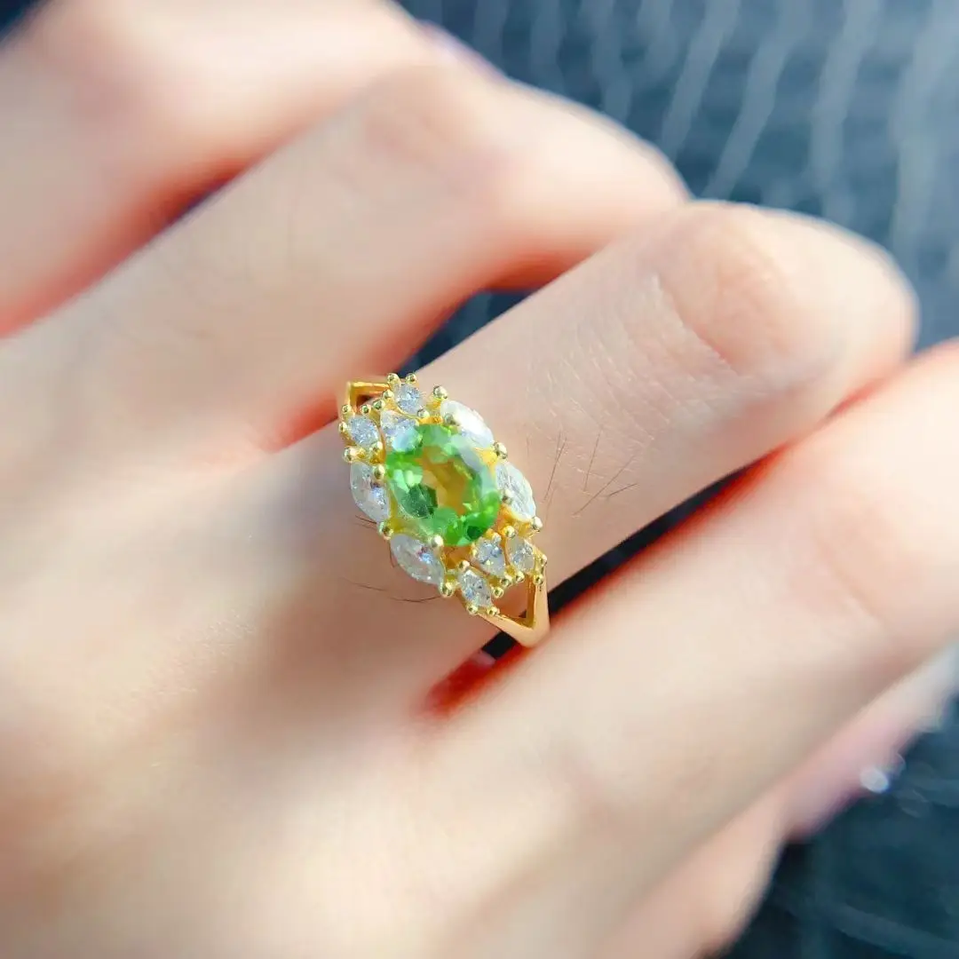 

Кольцо из стерлингового серебра, кольцо с натуральным перидотом, 5 мм * 7 мм, ювелирные изделия из серебра 925 пробы с перидотом класса VVS и покрытием из золота 18 карат