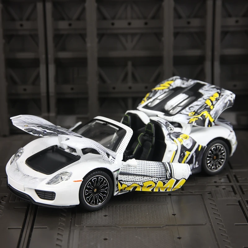 

CCA 1:24 Porsche 918 Spyder Need for Speed Co branded Alloy Car Model with Doors that Can Open Convertible Car Decoration