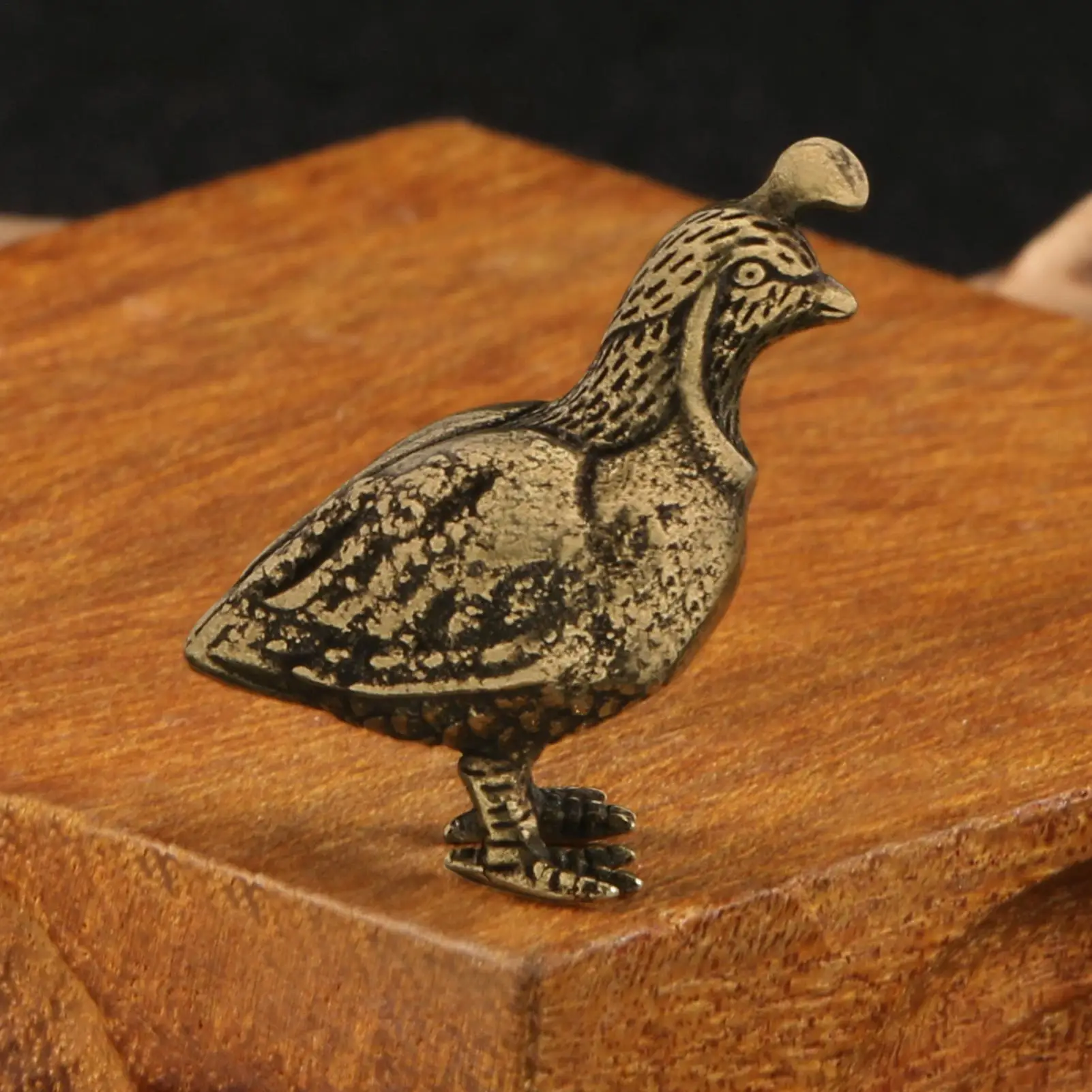 Brass Quail Mini Statue Antique Metal Display Ornament Table Paperweight Quail Miniature for Nightstand Bedside Living Room Desk