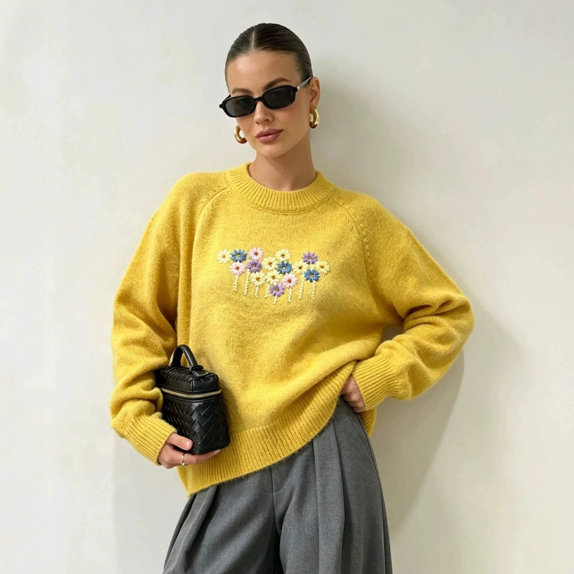 Women Crew Neck Floral Embroidery Knit Sweater Yellow Loose Raglan Long Sleeve Casual Autumn Pullover