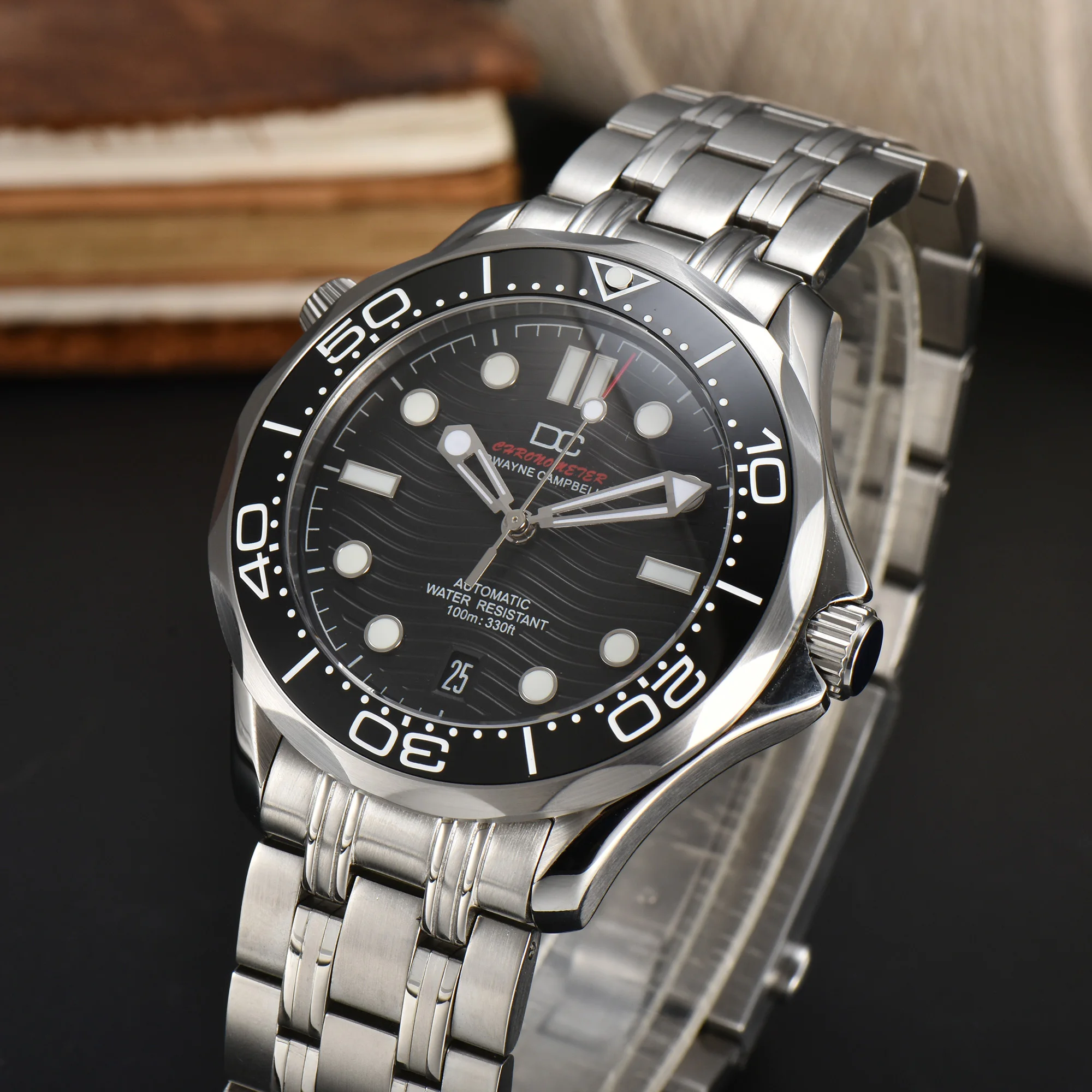 

42mm fully automatic mechanical watch -NH35movement, ceramic bezel, water-resistant sapphire crystal, 20mm steel band wristwatch