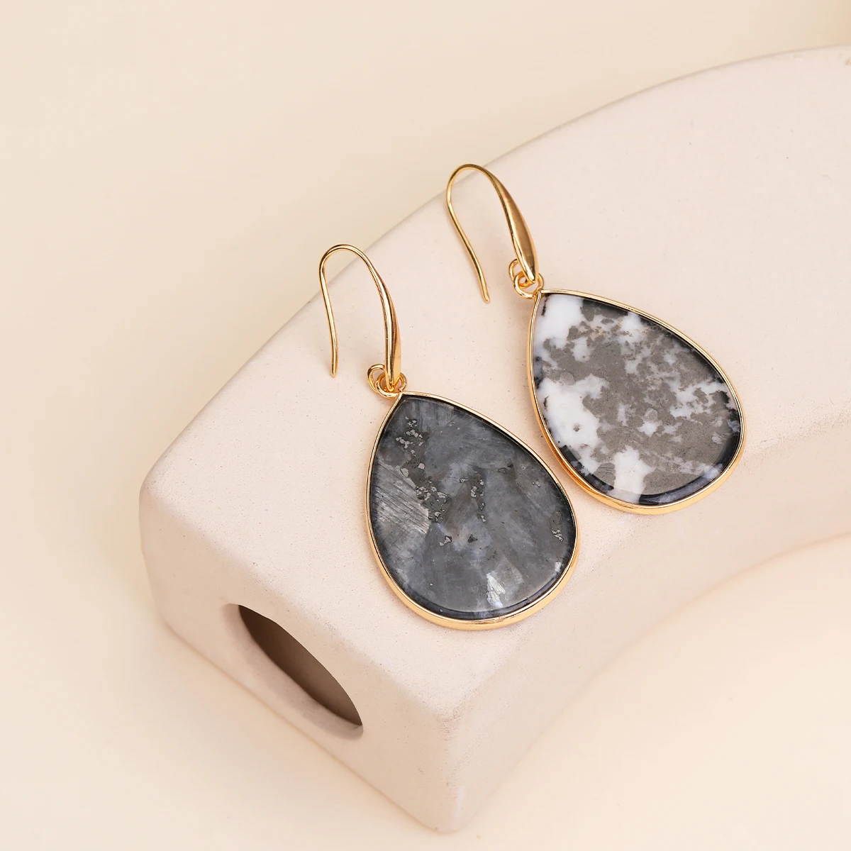 ต่างหูทรงหยดน้ำขอบทองขนาด 26 * - Jewelry Making For Couples บทวิจารณ์และราคา