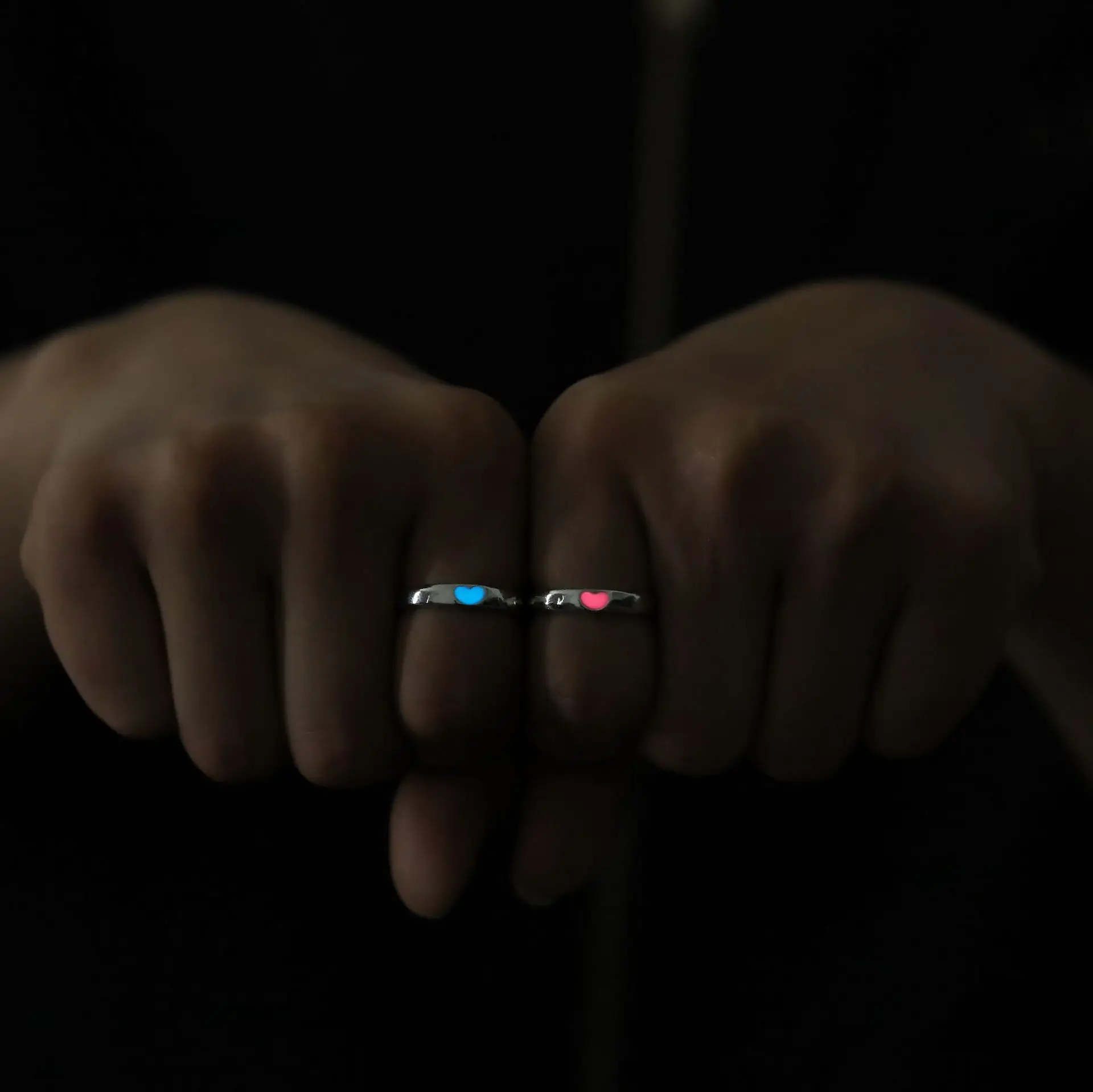 Blue Pink Luminous Ring For Couple Creative Love Heart Index Finger Ring Glowing In The Dark Rings Jewelry Valentine\'s Day Gift