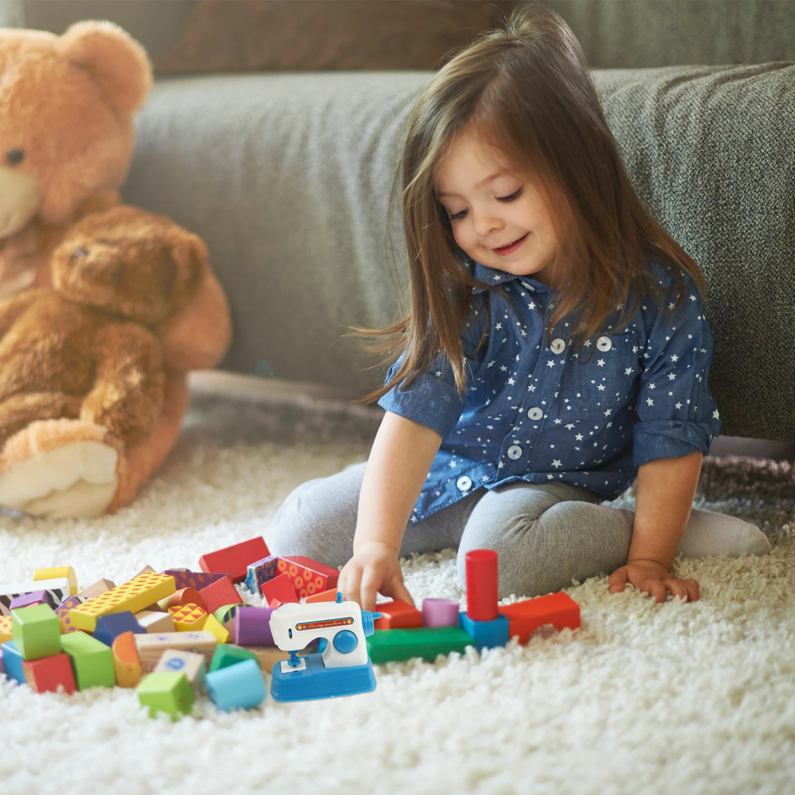 

1Pcs Simulated Mini Sewing Machine Lightweight Plastic Educational Role Playing Play Creative Gift Sewing Machine