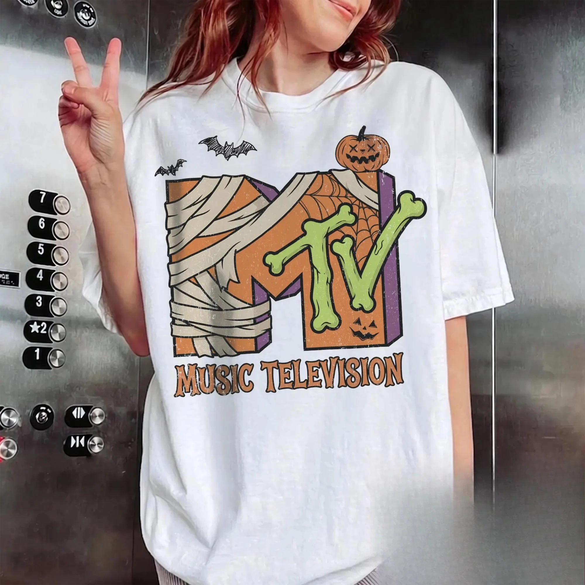 2026 new White Crew Neck Short Sleeve T-Shirt, Halloween Mummy Letter Graphic, Pumpkin Bone Bat Retro Print, Unisex Holiday Tee