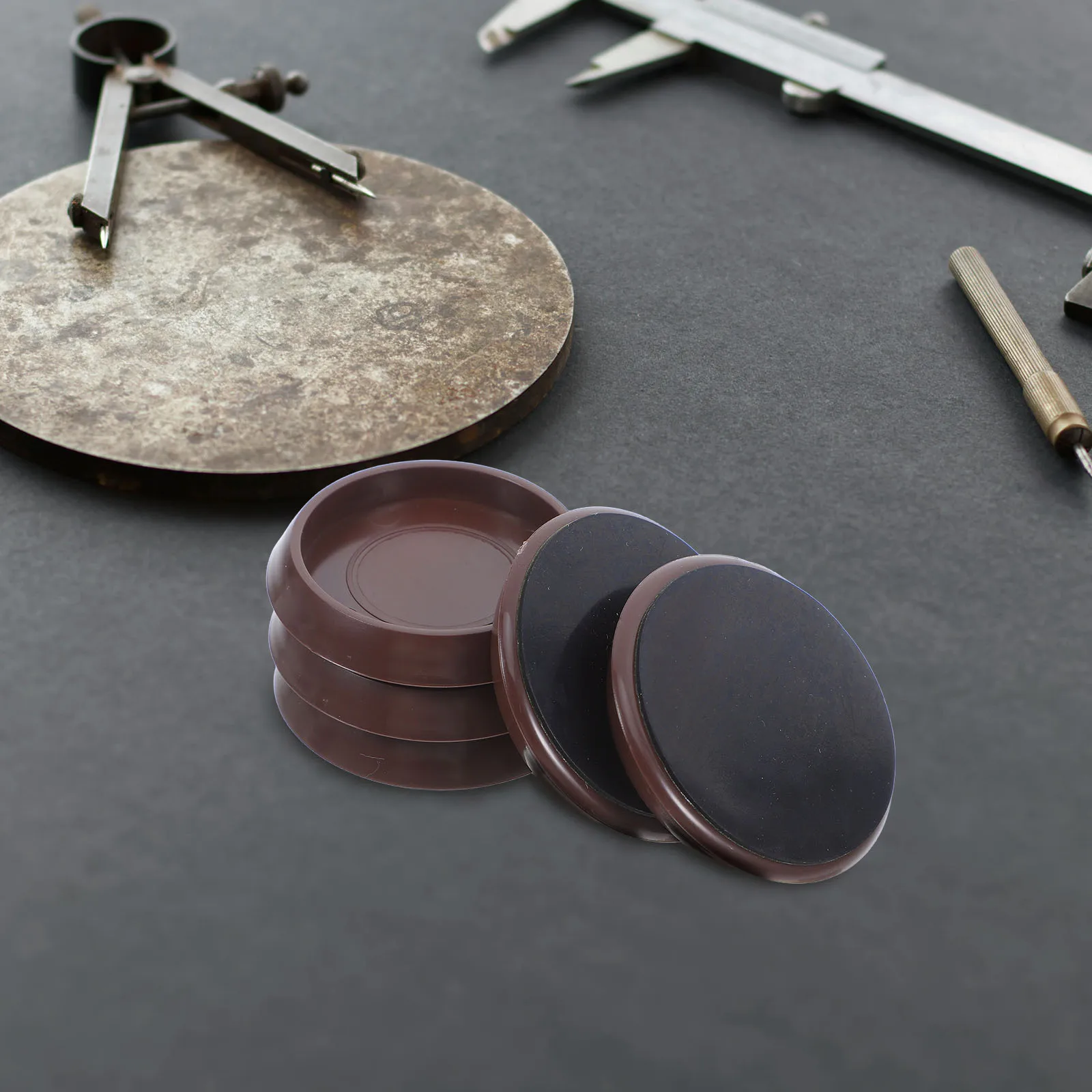 

5 Pcs Plastic Carpet Castor Cup Anti-slip Casters Accessory Cups Stoppers for niture Pads Couch Floor Grippers