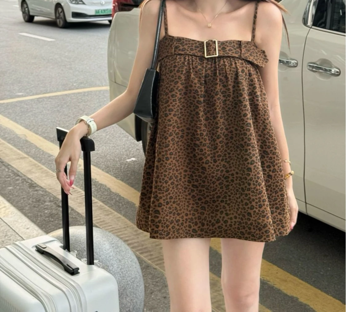 

Western Style Spicy Girl Leopard Print Loose and Slimming Short Suspender Dress